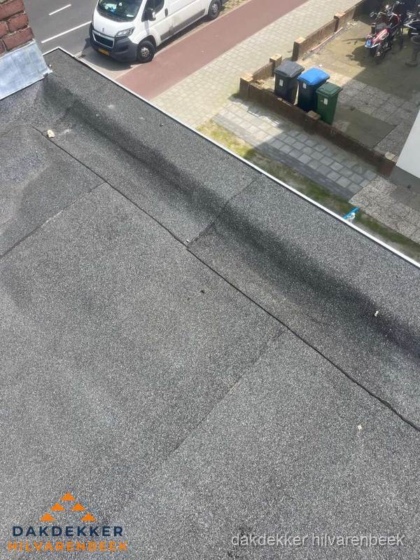 Kosten dakisolatie: plat dak met bitumen dakbedekking in Hilvarenbeek Kosten dakisolatie: plat dak met bitumen dakbedekking in Hilvarenbeek